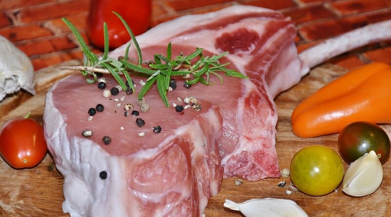 Riscurile pentru sănătate asociate cu consumul de carne de porc