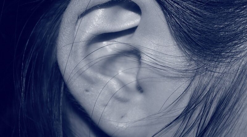 耳朵后面的肿块： 肿块的原因是什么，该如何处理